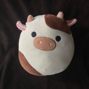 8 inch Ronnie the Cow Squishmallow